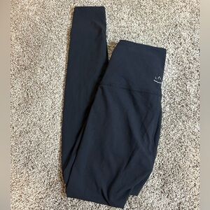 Beyond Yoga Black High-Rise Leggings Size Small